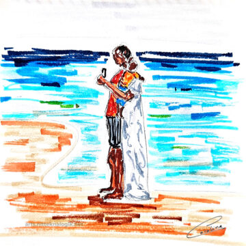 Escena de Madre con niño en brazos mirando el móvil en la playa